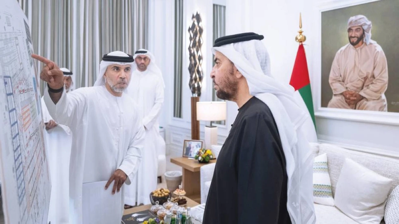 حمدان بن زايد يؤكد نجاح “أبوظبي للصيد والفروسية” في الحفاظ على التراث